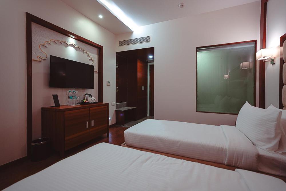 Ramee The Srinivas Palace 부지 외부 사진